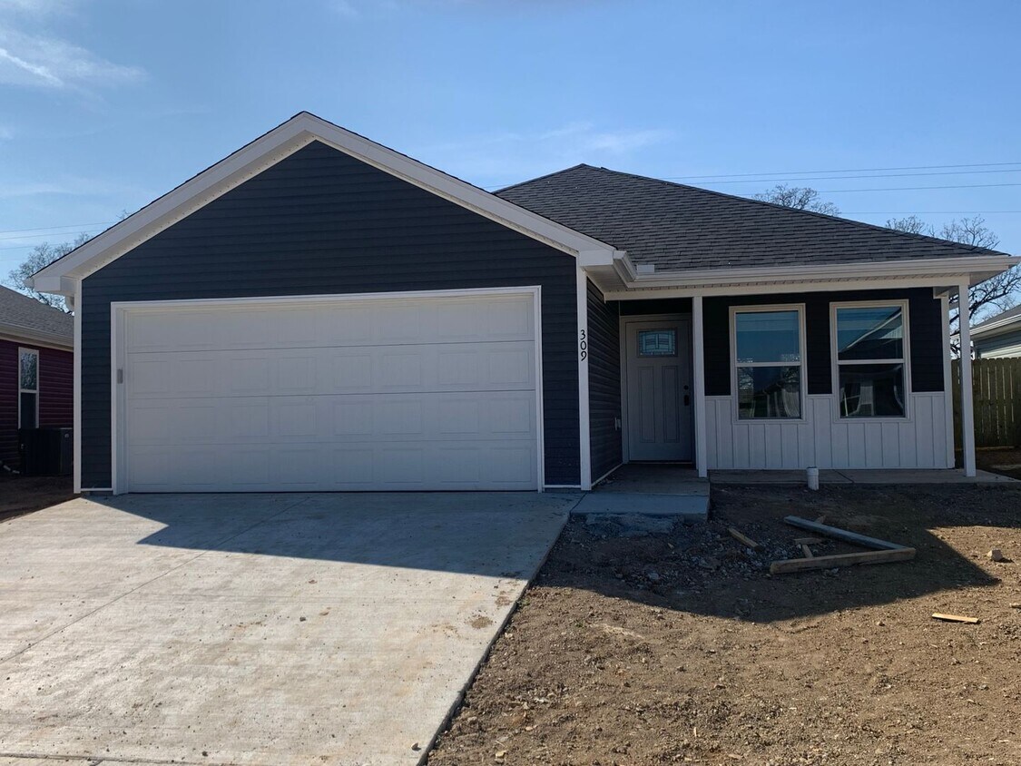 Primary Photo - NEW CONSTRUCTION 3 BEDROOM HOME!