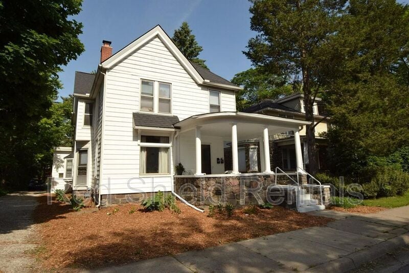 Photo - 113 N. Hamilton St.