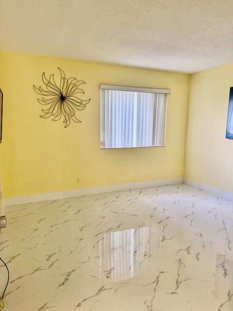 Building Photo - 4557 Luxemburg Ct