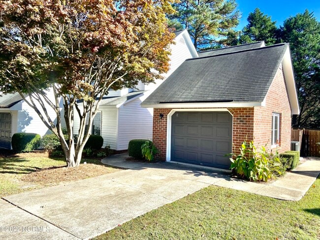 Building Photo - 400 Georgetown Ct