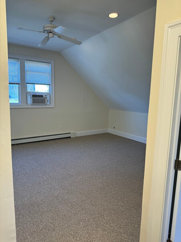 95 Saugatuck Ave Unit 4, Westport, CT 06880 Apartments in Westport