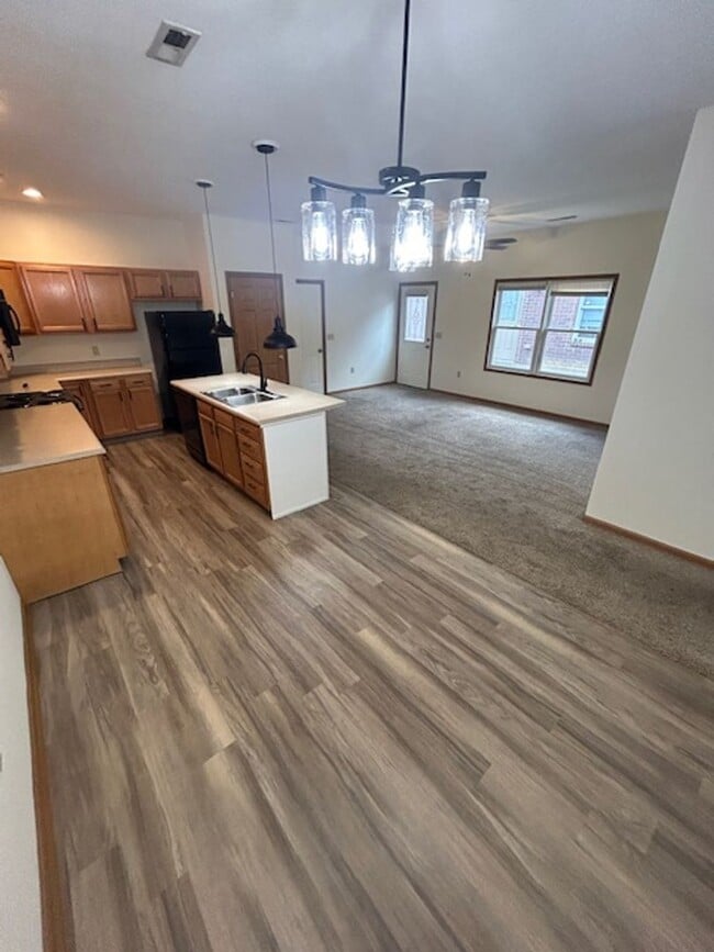Building Photo - Modern Brick Ranch with 3 Bedrooms, 1.5 Ba...