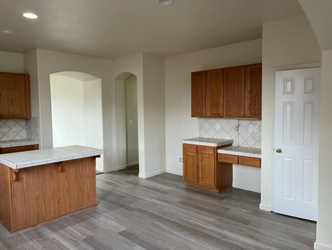 Foto del edificio - Fernley 4 Bedroom Home 