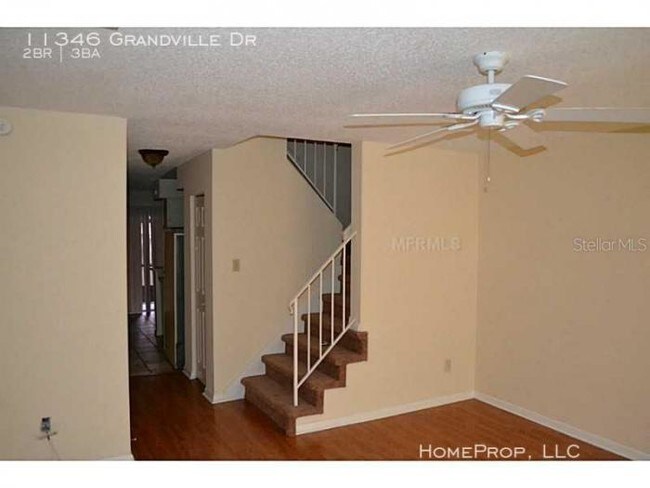 Building Photo - 2 bedroom in Temple Terrace FL 33617