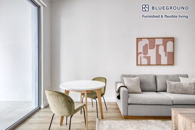 Foto del edificio - 4131 Laguna St