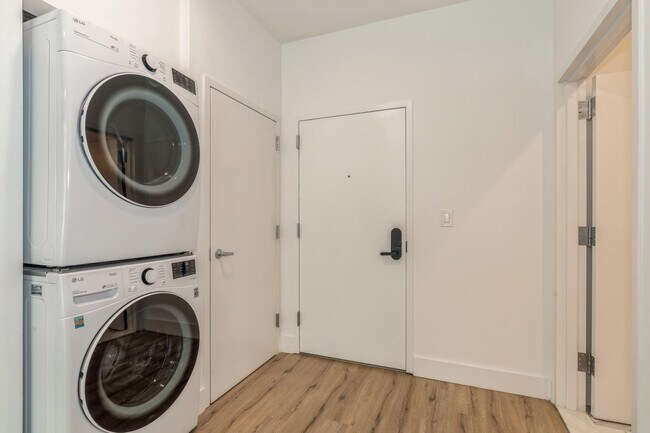 Foto del edificio - 28 Vroom St