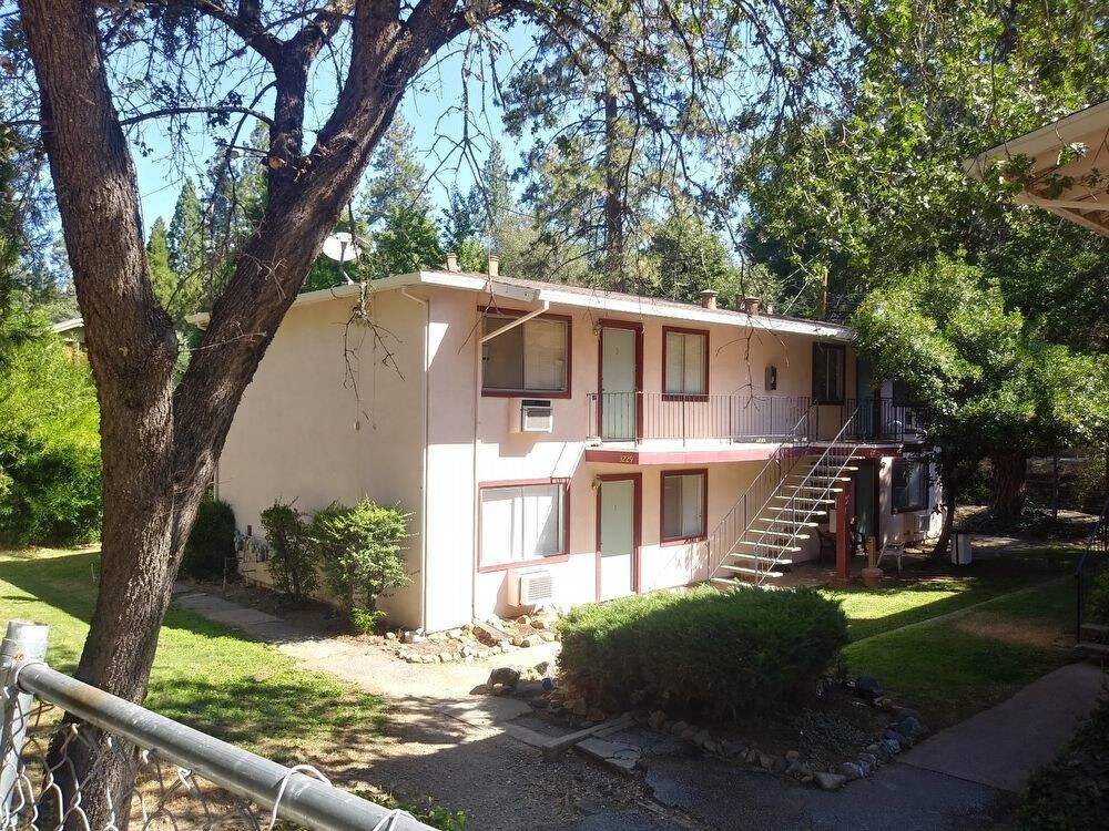 3229 Francis Ave, Placerville, CA 95667 Room for Rent in Placerville