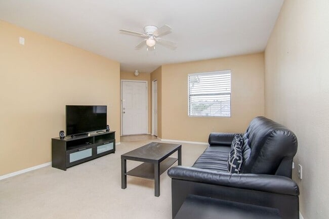 Foto del edificio - 3038 Parkway Blvd