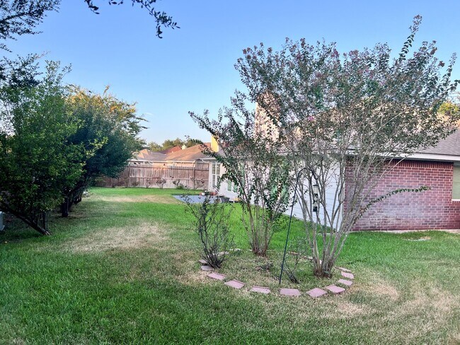 Foto del edificio - 6415 Hunterstone Ct