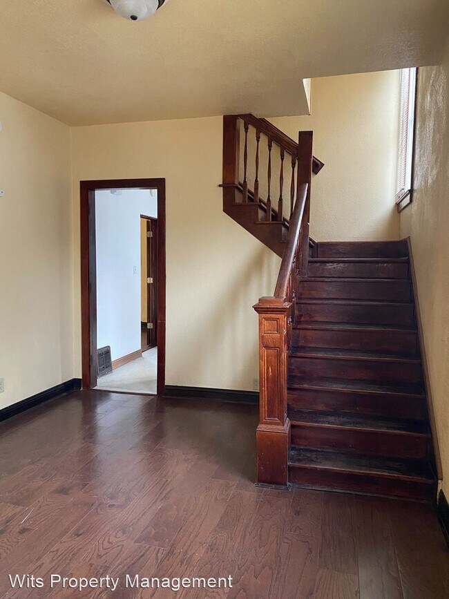 Building Photo - 6 br, 2 bath House - 714 Cook Avenue E