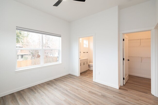 Foto del edificio - Colorado Apartment Unit 4