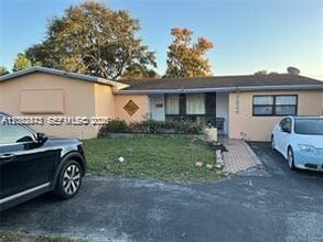 Building Photo - 7824 Dilido Blvd