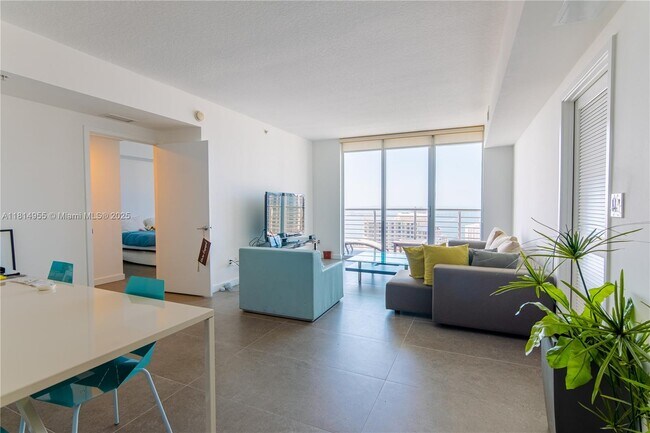 Building Photo - 335 S Biscayne Blvd