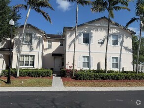 Building Photo - 153 SE 28th Ter