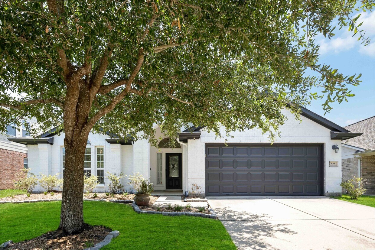 Foto principal - 6026 Indian Creek