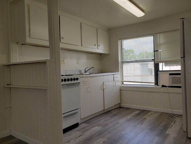 Foto del edificio - 3900 55th Ave N