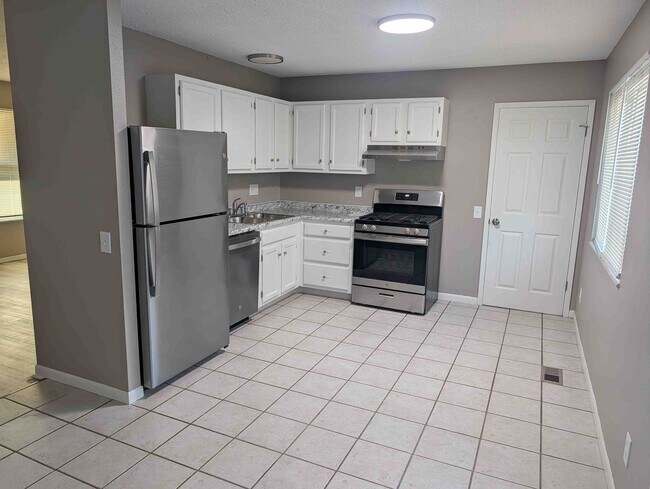 Foto del edificio - 2537 Clovermere Ct