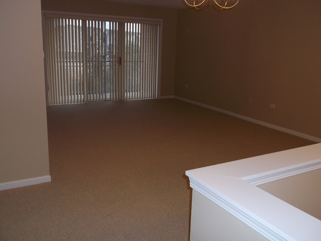 Foto principal - 370 Western Ave