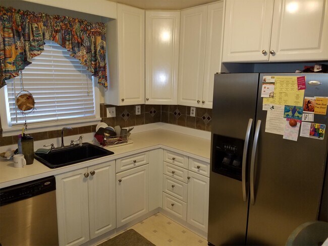 Foto del edificio - 5139 Amberly Rd
