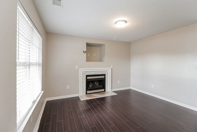 Building Photo - 7031 Coble Ave