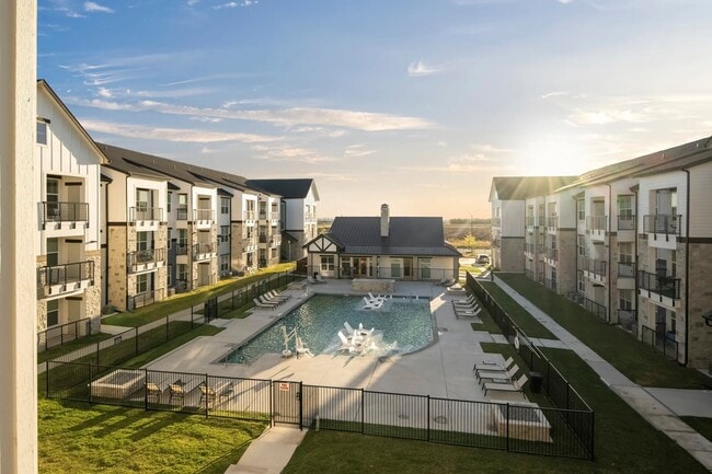 Building Photo - Southgate Apartments