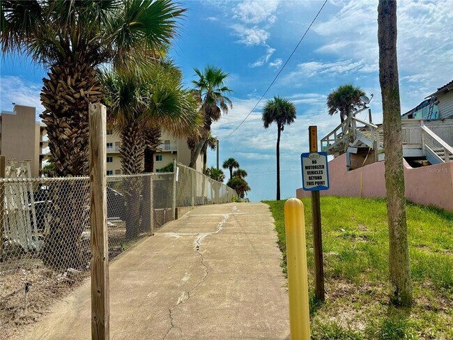 Foto del edificio - 2410 S Atlantic Ave