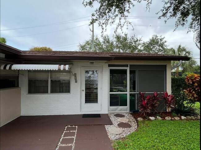 Foto del edificio - 424 SW Natura Ave