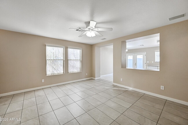 Building Photo - 10550 W Via Del Sol