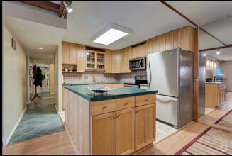 Building Photo - 13000 W Heiden Cir