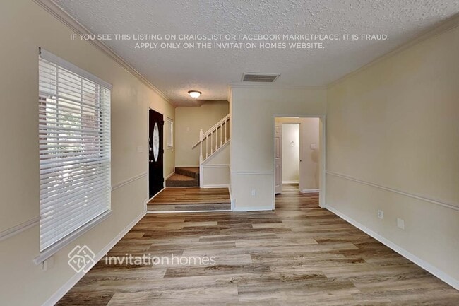 Building Photo - 14423 Sun Harbor Dr
