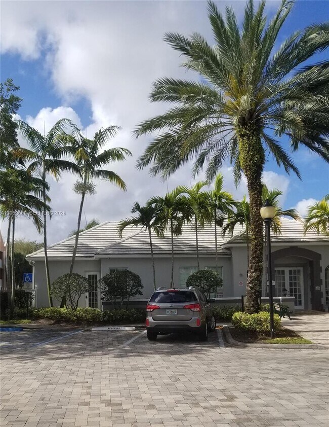 Foto del edificio - 11155 SW 5th Pl