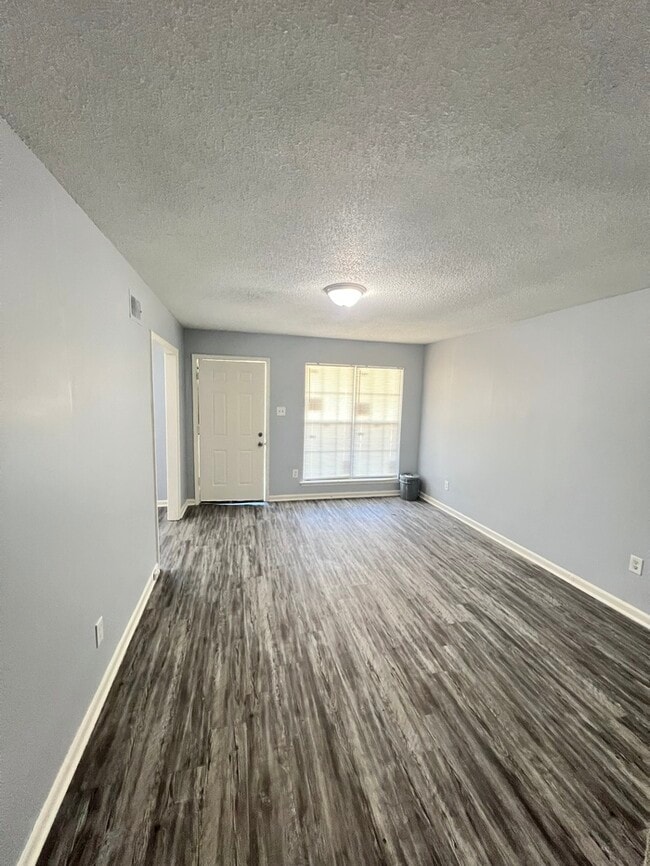 Building Photo - Section 8 Welcomed!