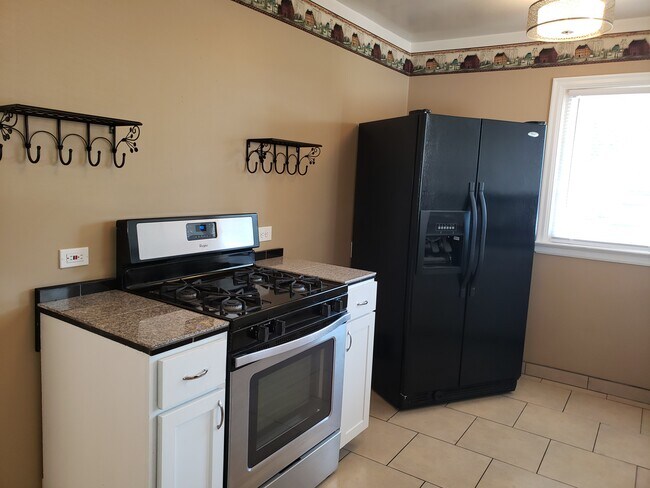 Foto del edificio - 825 E 35th Ave