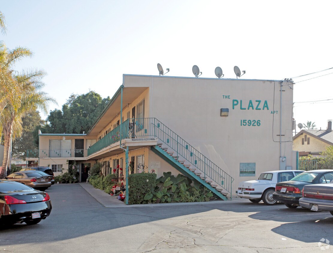 Primary Photo - The Plaza Apt