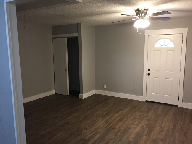 Foto del edificio - 1560 Juniper St