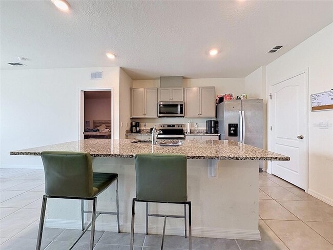 Building Photo - 1880 Basenji Dr