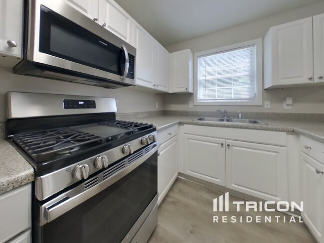 Foto del edificio - 3645 Heritage Ridge Ln