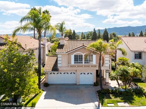 Building Photo - 1851 Fox Springs Cir
