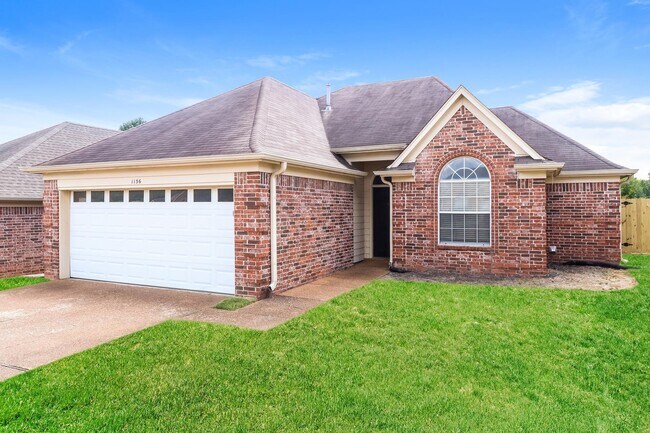 Foto del edificio - 1136 Breezy Valley Dr