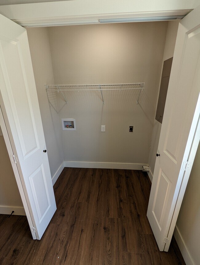 Foto del edificio - 630 East Bain Street, Unit 626