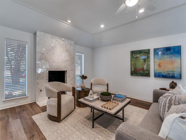 Foto del edificio - 7018 Woodland Dr