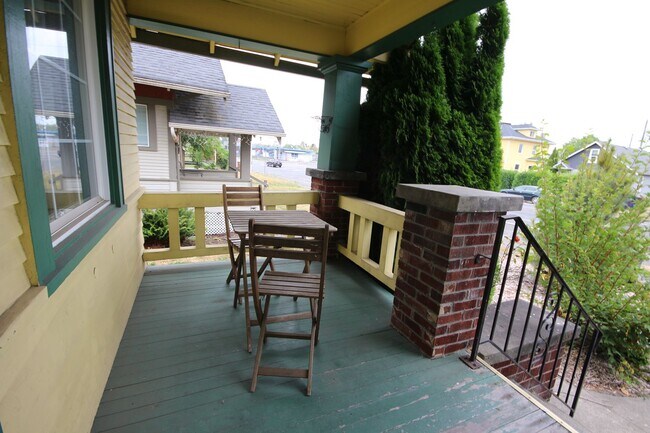 Foto del edificio - Charming 2 bedroom 1 bath Rambler in Tacoma