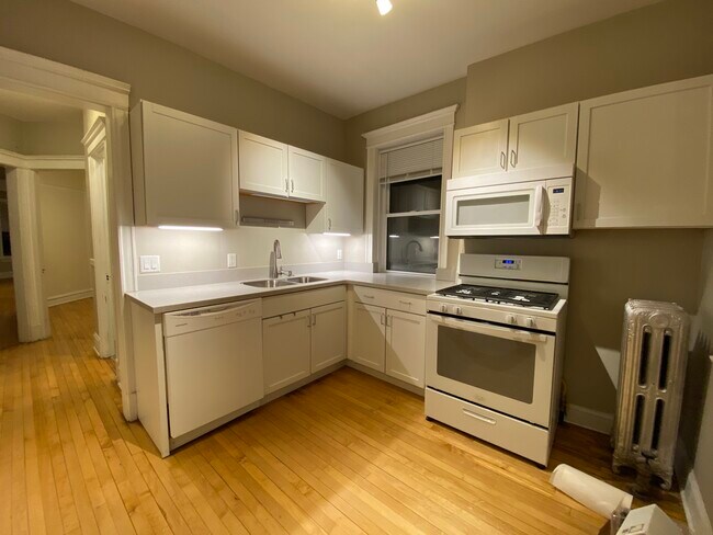 Foto del edificio - 5507 N Glenwood Ave