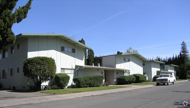 Foto del edificio - Birchwood Apartments