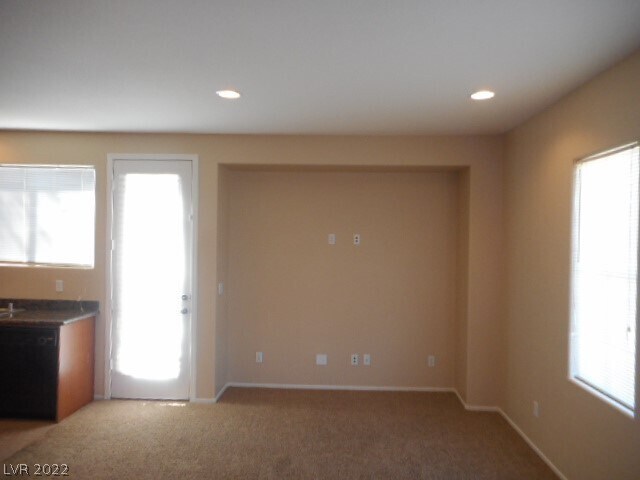 Building Photo - 5440 Greenley Gardens St