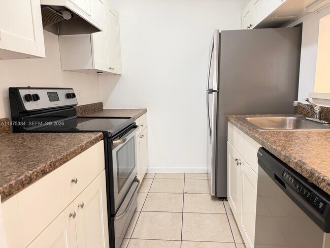 Foto del edificio - 4201 W McNab Rd