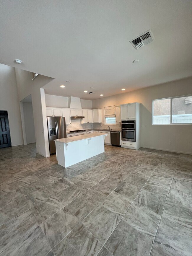 Building Photo - 3140 Show Jumper Ln