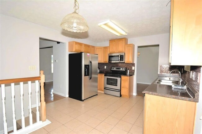 Building Photo - 2172 Cold Springs Cir