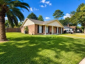 Building Photo - 2507 Ciderwood Dr