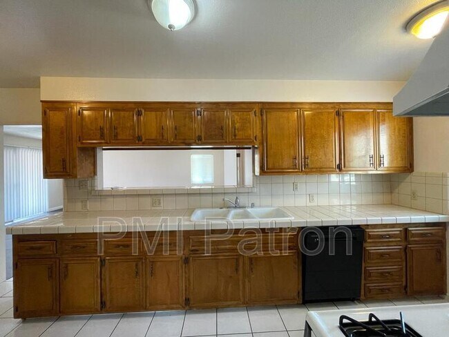 Building Photo - 4277 Pixie Ave